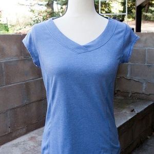 Really cute short sleeve shirt size M